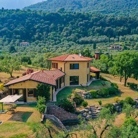 Alma Vila Toscolano Maderno